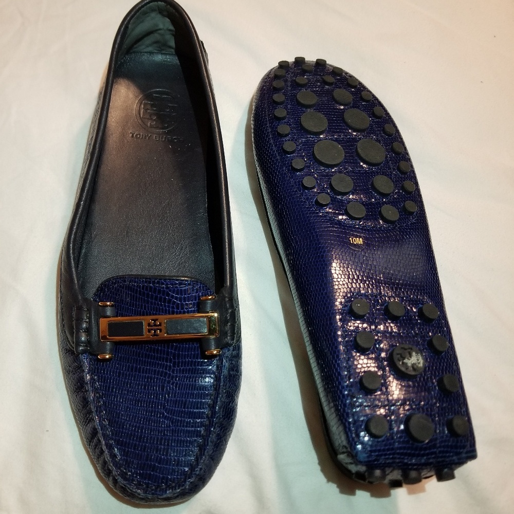 Shoes - Picture 2 of 4